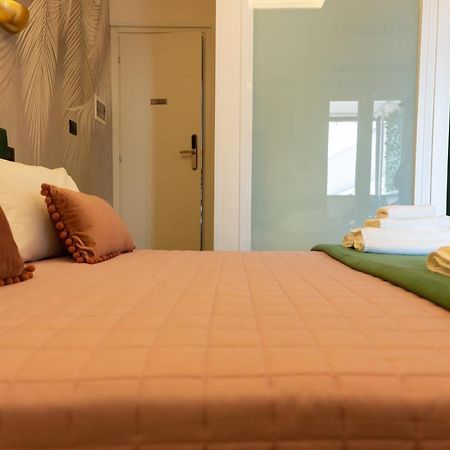 Hotel 5 Sensi - Vasca Idromassaggio, Terrazzo, Fibra Ultraveloce, Parcheggio Coperto Su Richiesta Cosenza Exteriér fotografie